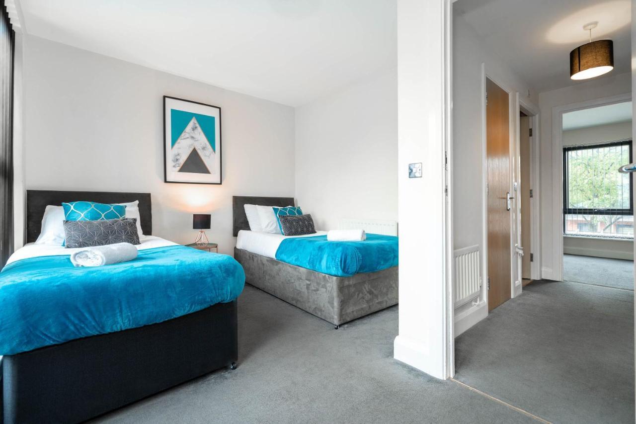City Centre Townhouse - 3 Bedrooms - Garage - Parking - Top Rated Birmingham Eksteriør bilde