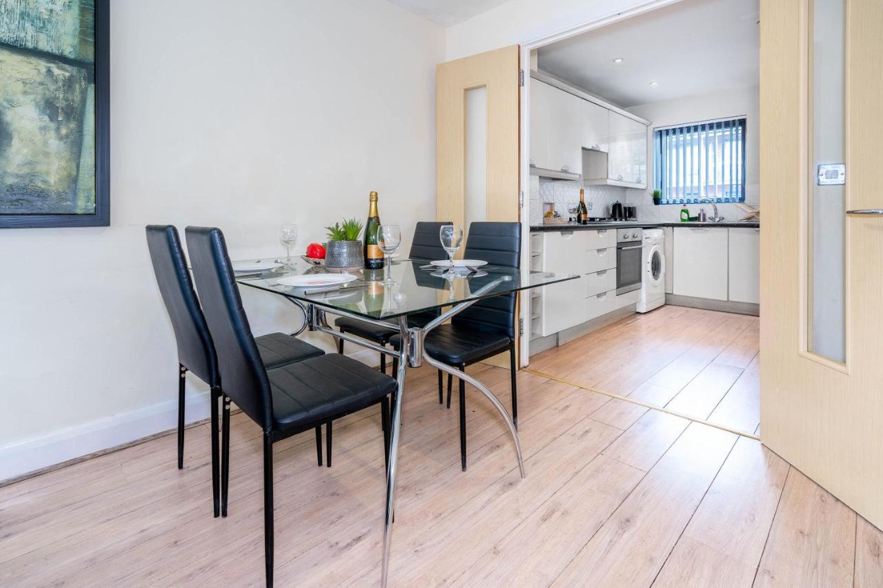 City Centre Townhouse - 3 Bedrooms - Garage - Parking - Top Rated Birmingham Eksteriør bilde