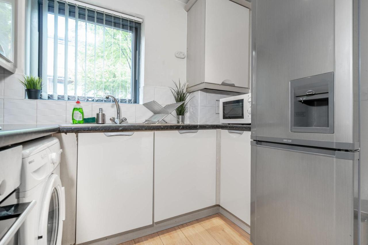 City Centre Townhouse - 3 Bedrooms - Garage - Parking - Top Rated Birmingham Eksteriør bilde