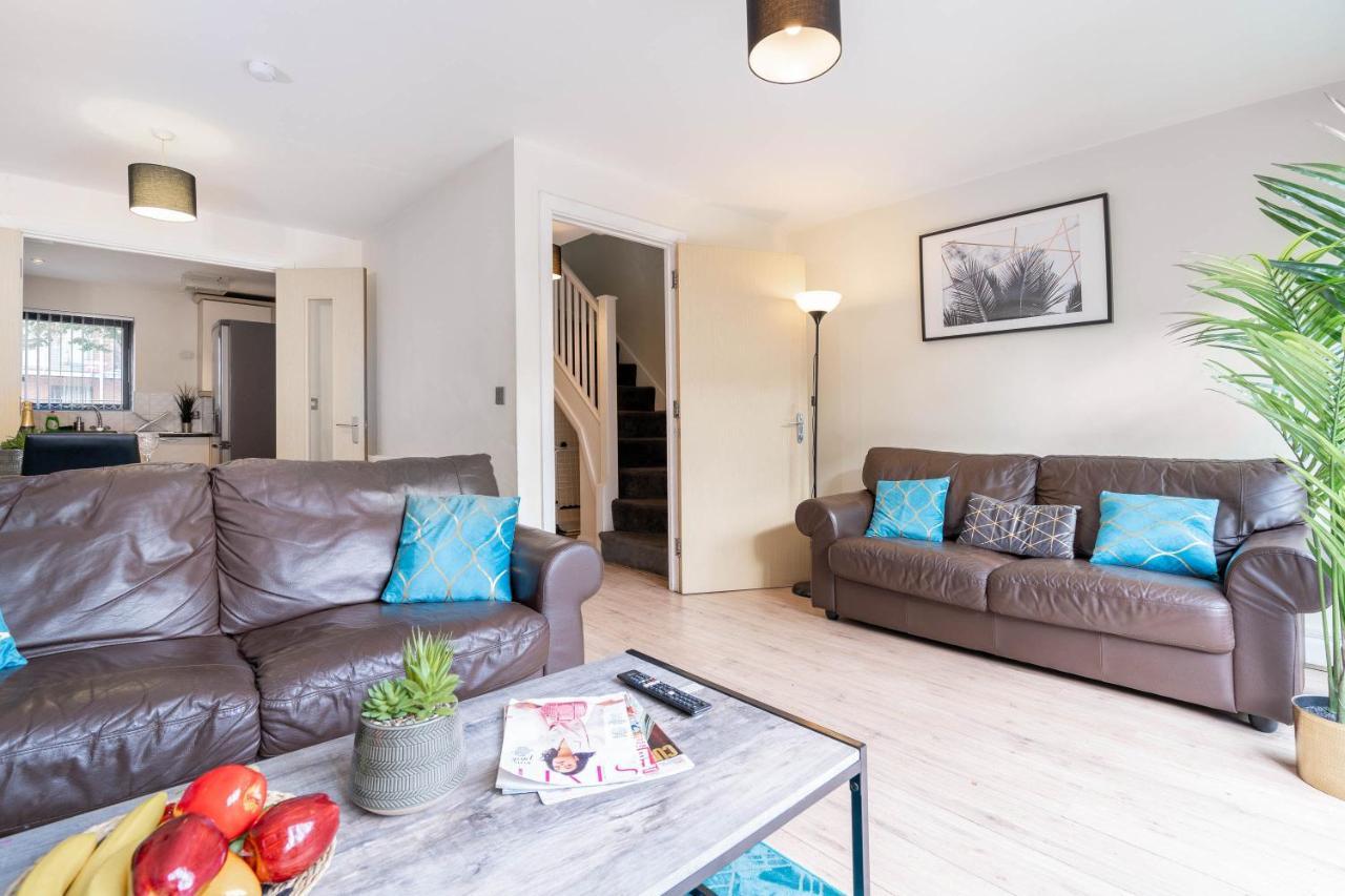 City Centre Townhouse - 3 Bedrooms - Garage - Parking - Top Rated Birmingham Eksteriør bilde